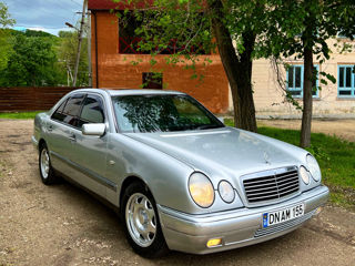 Mercedes E-Class