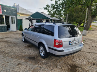 Volkswagen Passat foto 4