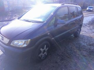 Opel Zafira foto 5