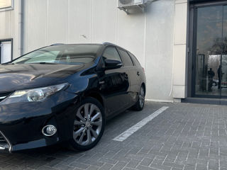 Toyota Auris foto 1