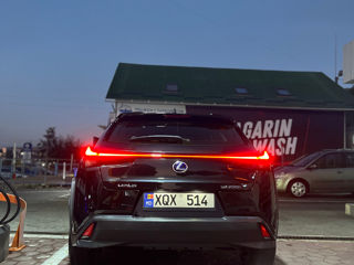 Lexus UX foto 7