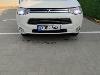 Mitsubishi Outlander foto 5