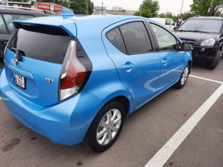 Toyota Prius c foto 4