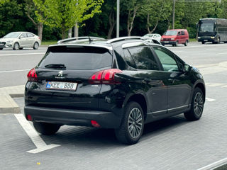 Peugeot 2008 foto 6