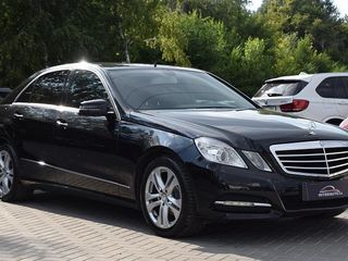 Mercedes E-Class foto 1