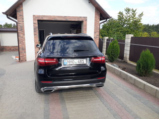 Mercedes GLC foto 8