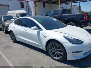 Tesla Model 3 foto 7