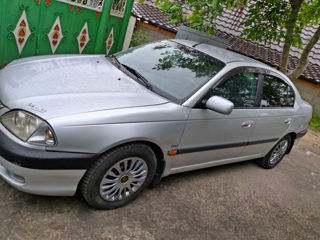 Toyota Avensis foto 4