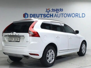 Volvo XC60 foto 2