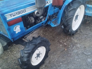 Tractor Isechi 1900 foto 3