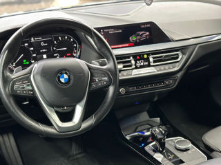 BMW 3 Series foto 8