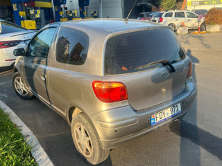 Toyota Yaris foto 3