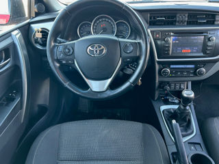 Toyota Auris foto 8