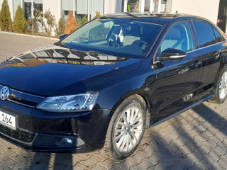 Volkswagen Jetta foto 3