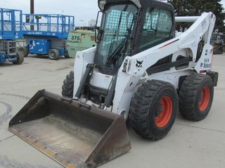 Bobcat excavator basculanta foto 8