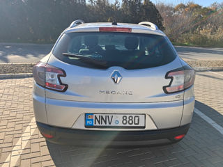 Renault Megane foto 2