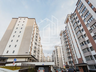 Apartament cu 2 camere, 77 m², Buiucani, Chișinău