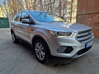 Ford Kuga foto 3