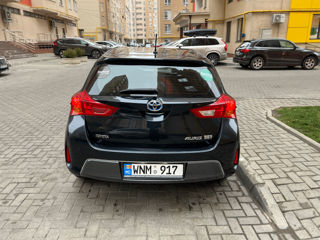 Toyota Auris foto 4