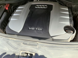 Audi A8 foto 9