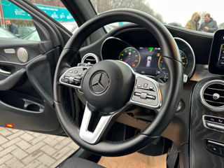 Mercedes GLC foto 11