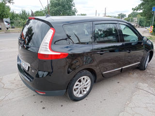 Renault Grand Scenic foto 7