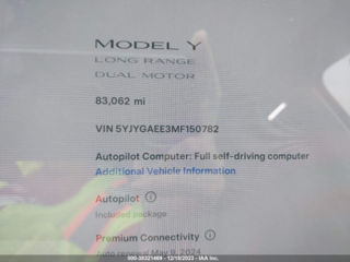 Tesla Model Y foto 8