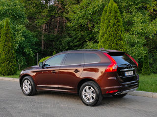 Volvo XC60 foto 8