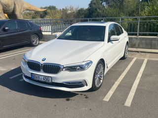 BMW 5 Series foto 1