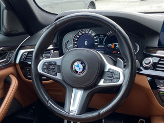 BMW 5 Series foto 11