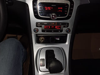 Ford Galaxy фото 0