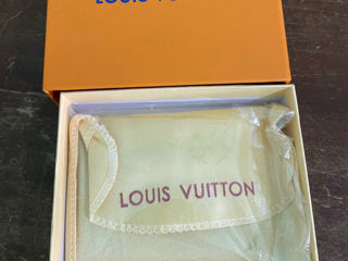 Визитница Louis Vuitton foto 2