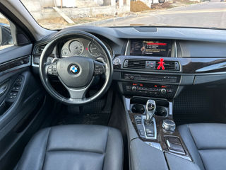 BMW 5 Series foto 7