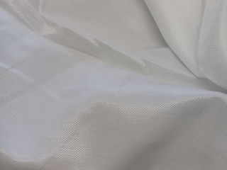 Ткань рубашечная  белая. foto 1