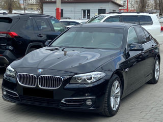 BMW 5 Series foto 1