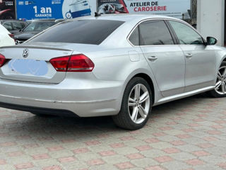 Volkswagen Passat foto 3