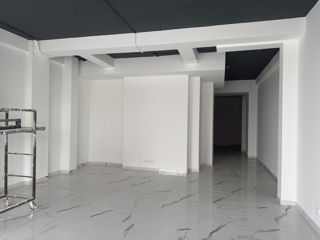 Chirie Spațiu la Parter 85 mp - Buiucani! foto 2