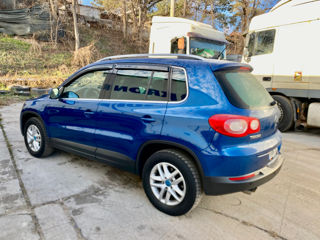 Volkswagen Tiguan foto 5