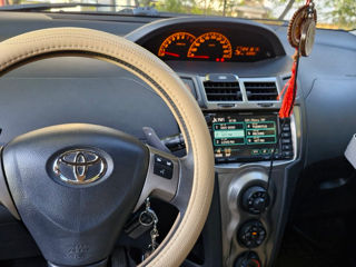 Toyota Yaris foto 5