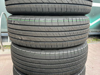 215/60 R17 GoodYear Noi 2023 foto 1