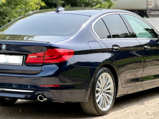 BMW 5 Series foto 4