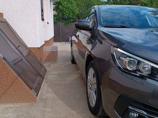 Peugeot 308 foto 2