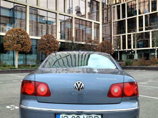 Volkswagen Phaeton foto 2