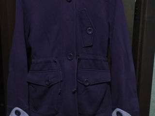 Куртка-батник демисезонная в отличном состоянии недорого 50 лей. foto 1