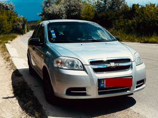 Chevrolet Aveo foto 2