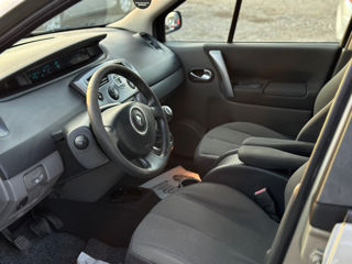 Renault Scenic фото 7