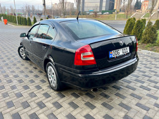 Skoda Octavia foto 4