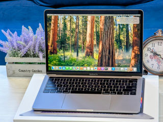 MacBook Pro 13 Retina 2019 (Core i5 8279u/8Gb Ram/256Gb SSD/Iris Graphics/55 Cycles/13.3" Retina) foto 3