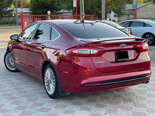 Ford Fusion foto 3