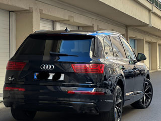 Audi Q7 foto 4